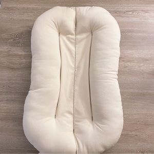 NWOT SNUGGLEME ORGANIC + ORIGINAL COVER